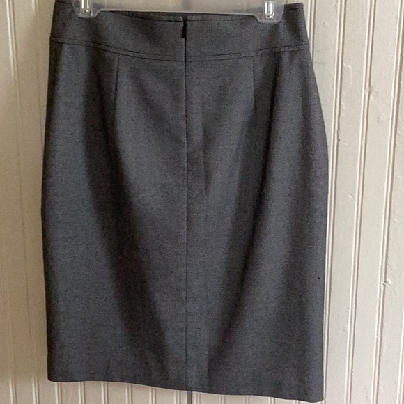 Halogen Skirt - Picture 2 of 7